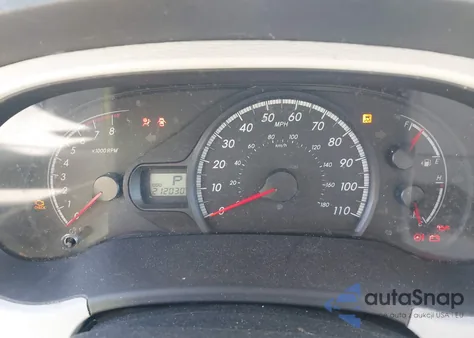 2011 Toyota Sienna Base V6 z USA, uszkodzony, nr VIN 5TDZK3DC4BS004818